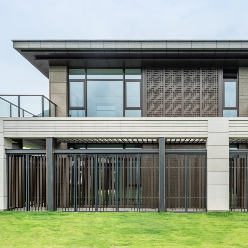 NON-INSULATED ALUMINIUM CASEMENT WINDOWS